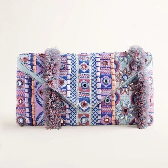 New Chico’s Mosaic print clutch - Picture 1 of 6